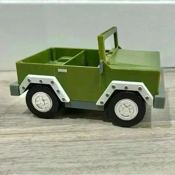ROBLOX Apocalypse Rising Vehicle Jeep Zombie Takeover Toy Truck Green 6” *No Top - Picture 1 of 6